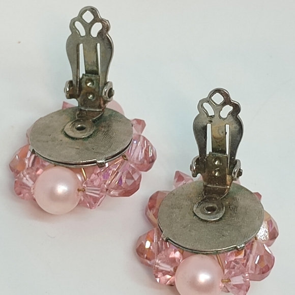 * Vintage Pink Aurora Borealis & Faux Pearl Necklace & Clip On Earrings SET - Picture 5 of 8